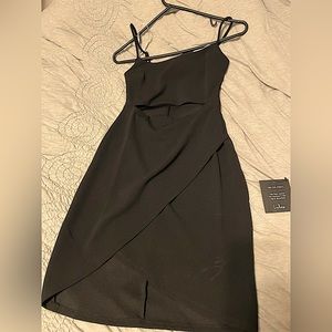 Lulu Short black dress